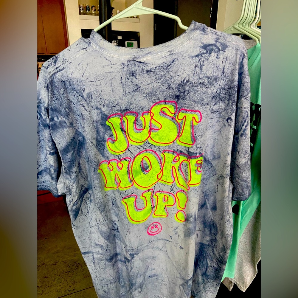 Mens blue/grey tie dye t shirt Just Woke Up sz: xl Comfort Colors